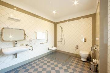Фото номера Семейный номер Отель Skrunda Manor г. Скрунда 4